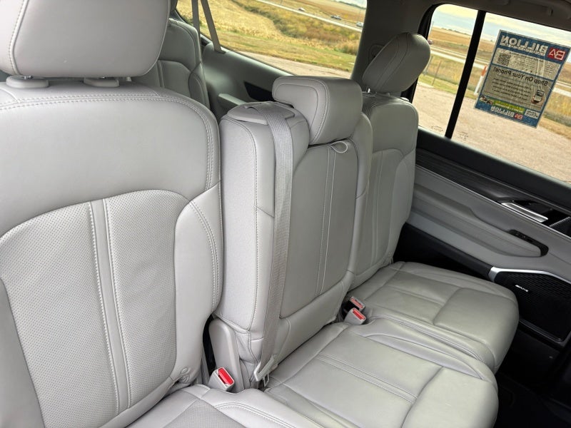 2024 Jeep Wagoneer L Series III