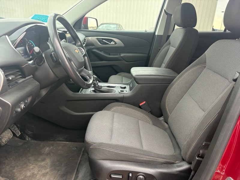 2021 Chevrolet Traverse LT Cloth