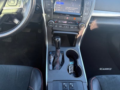 2016 Toyota Camry XSE