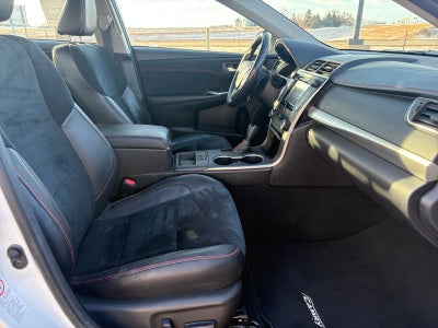 2016 Toyota Camry XSE