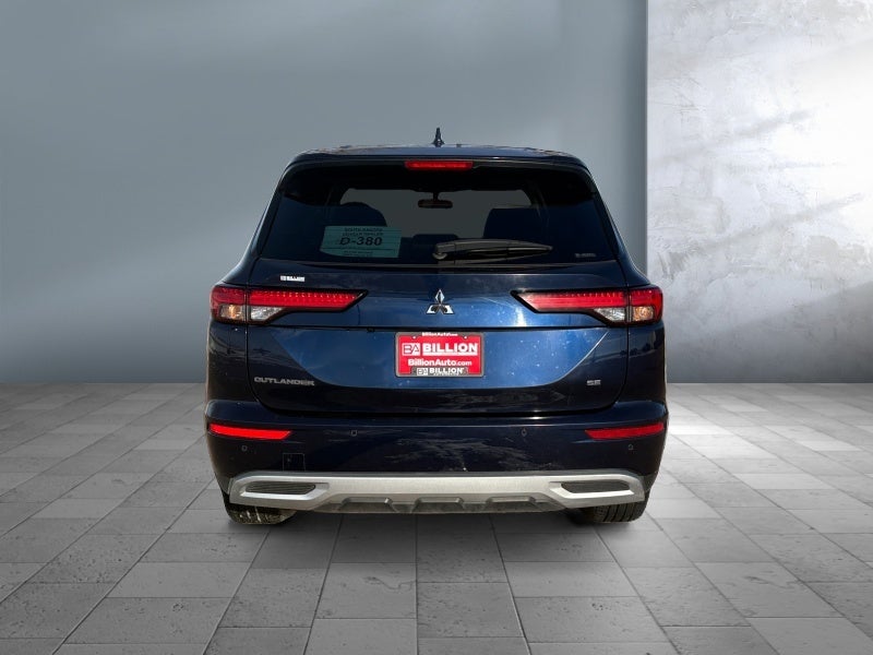 2024 Mitsubishi Outlander SE